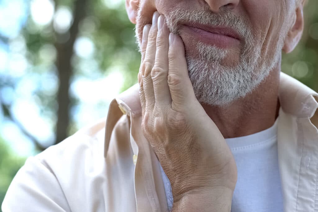 What to Do If You Have a Severe Toothache & Need Emergency Care